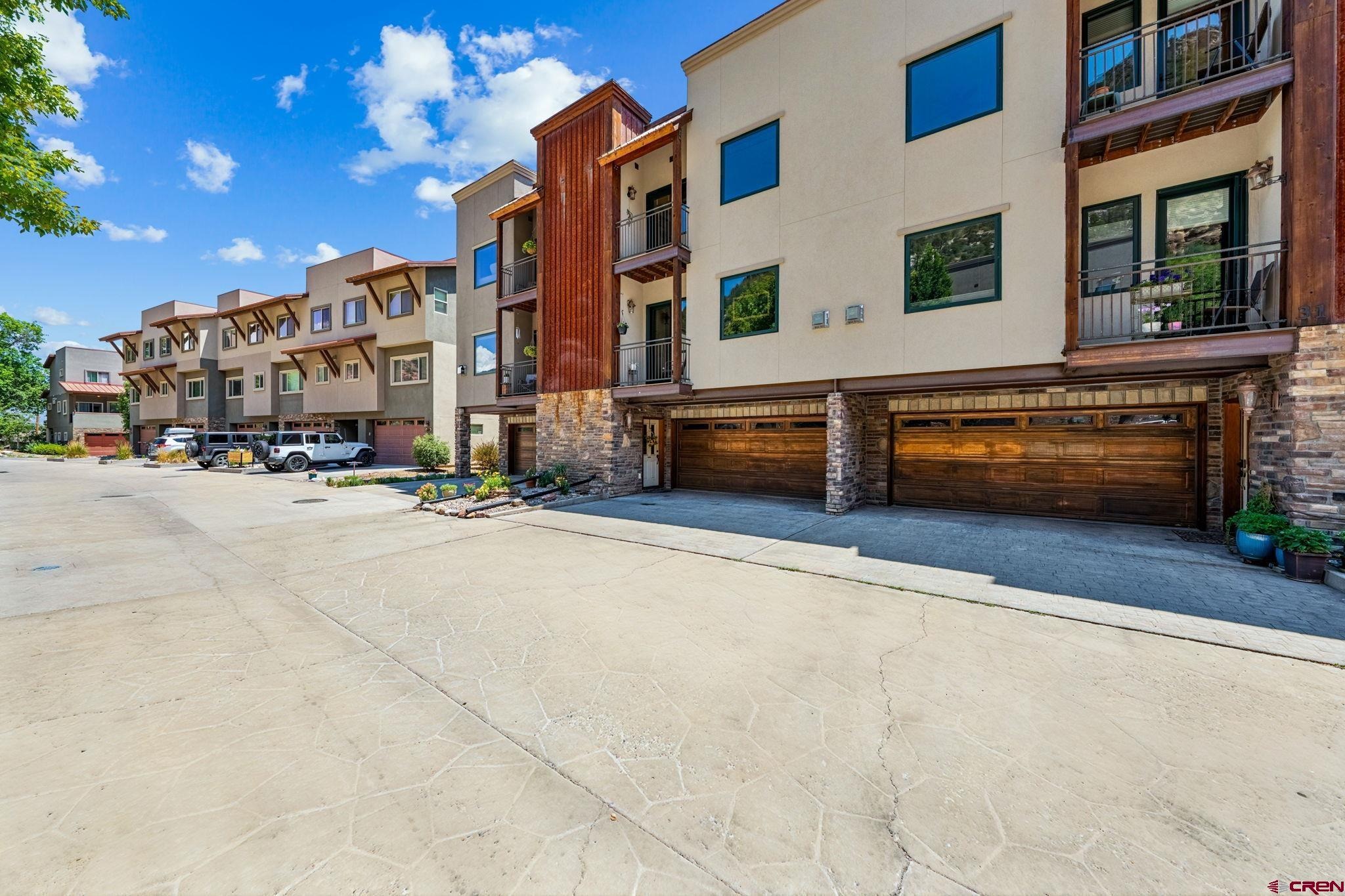 1422 Animas View