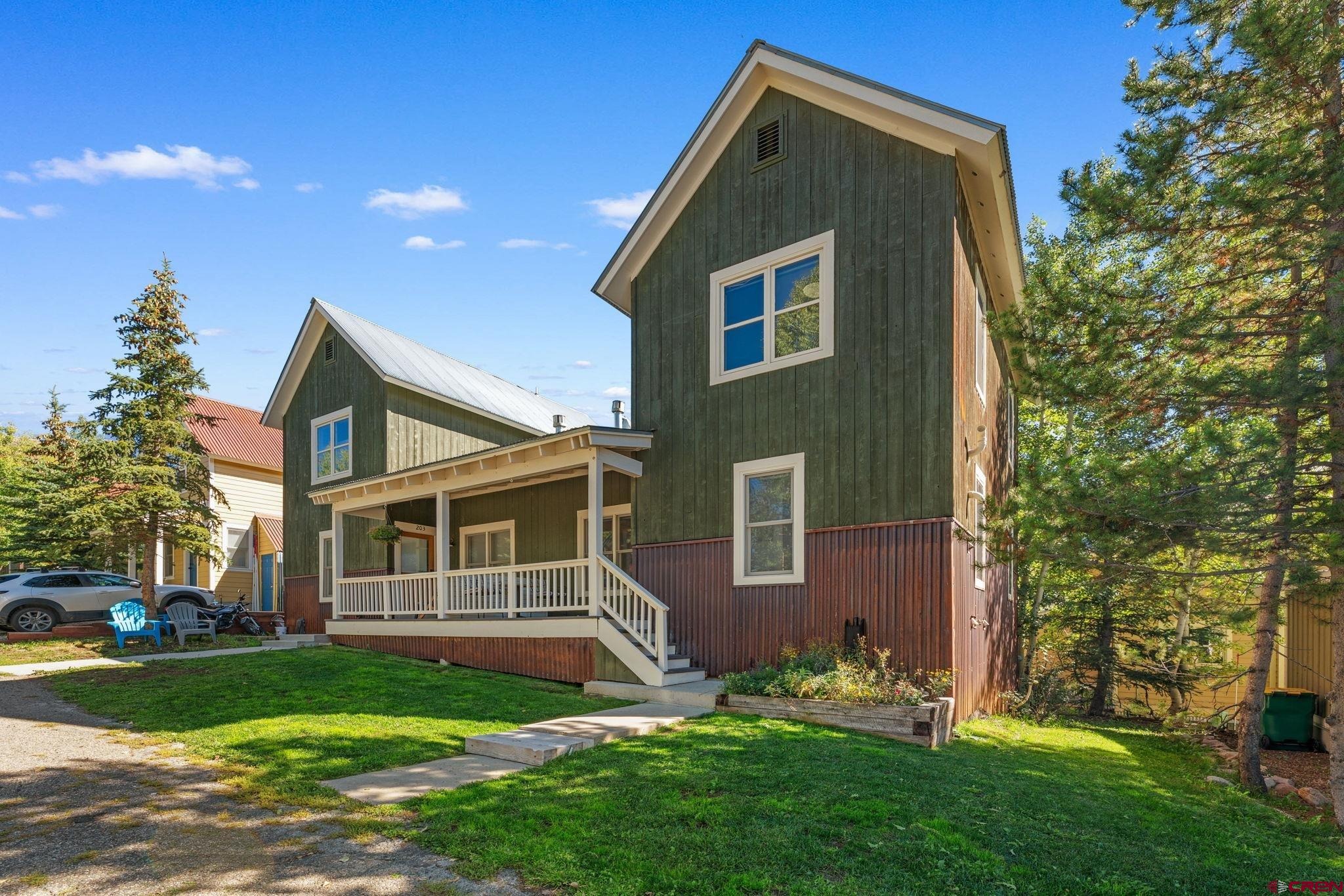 205 Horseshoe