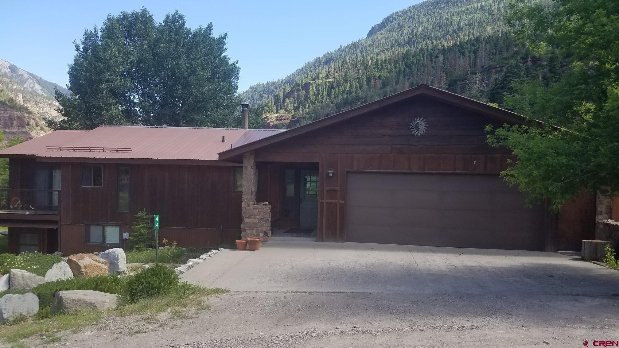 44 Whispering Pines