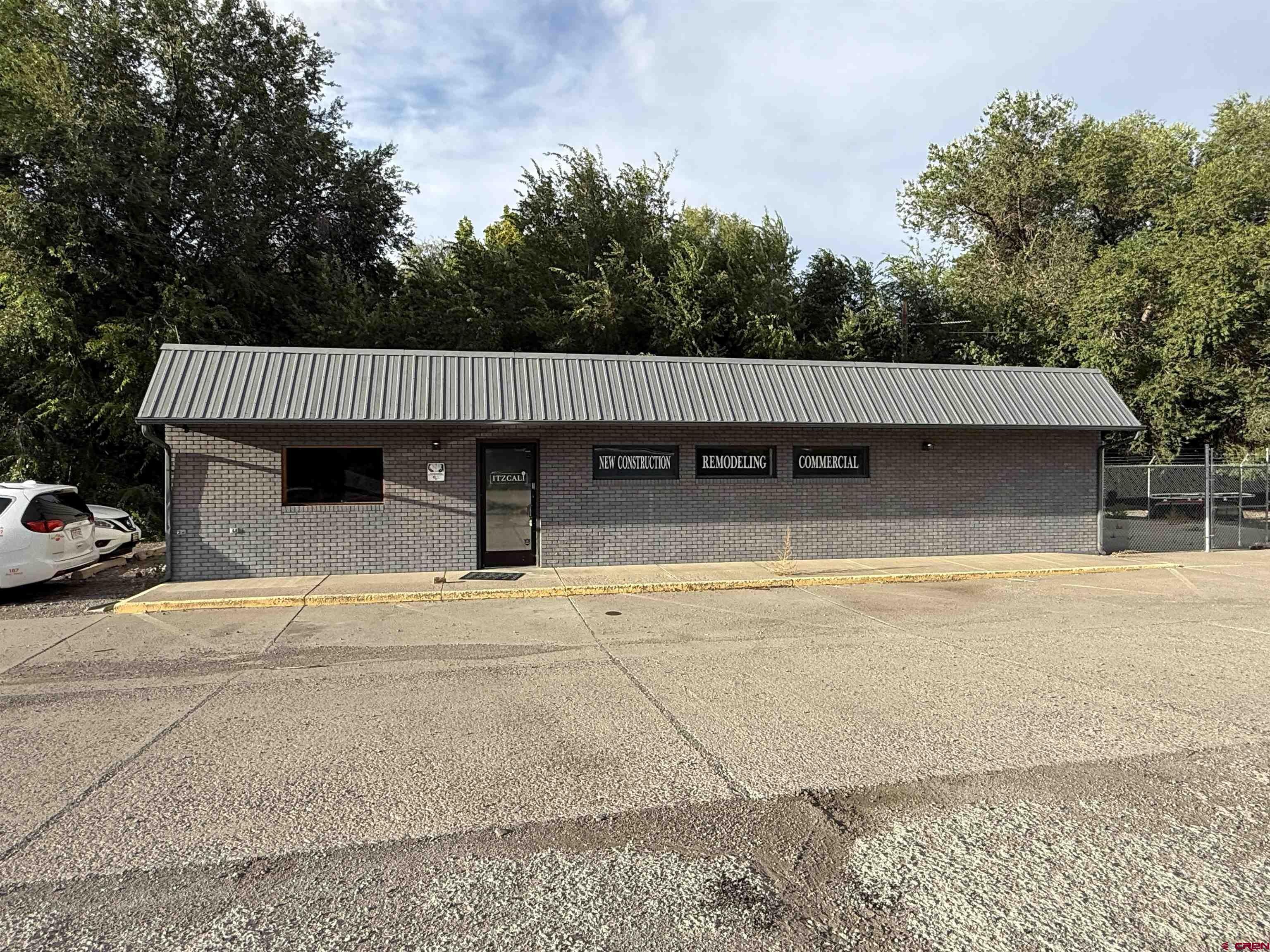555 Spring Creek