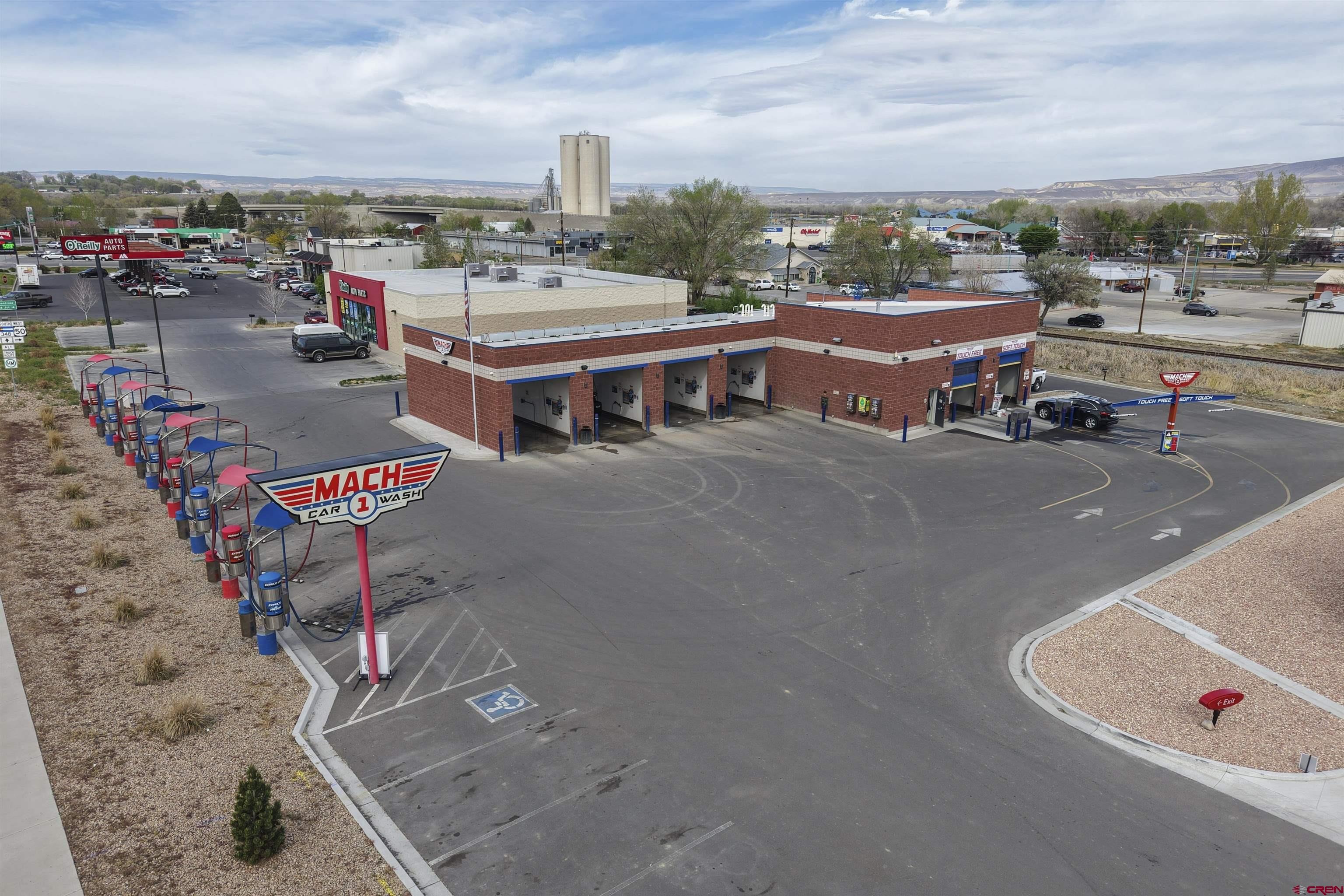 275 Highway 92