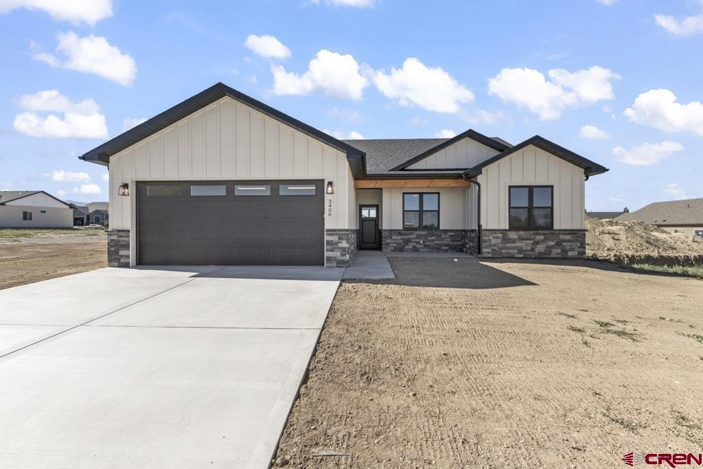 3406 Pinewood
