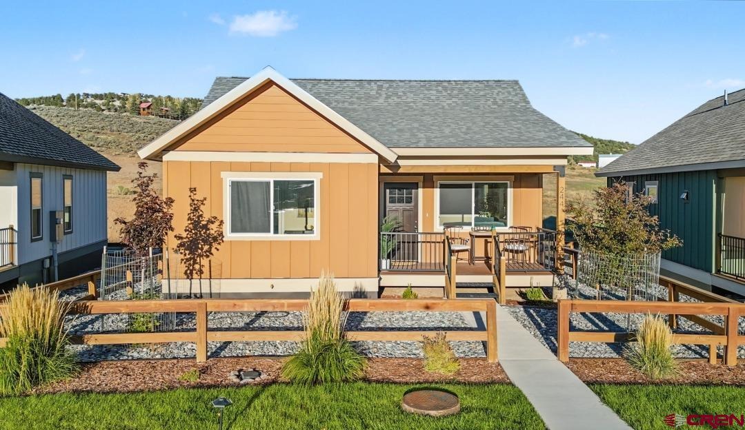 244 Redcliff