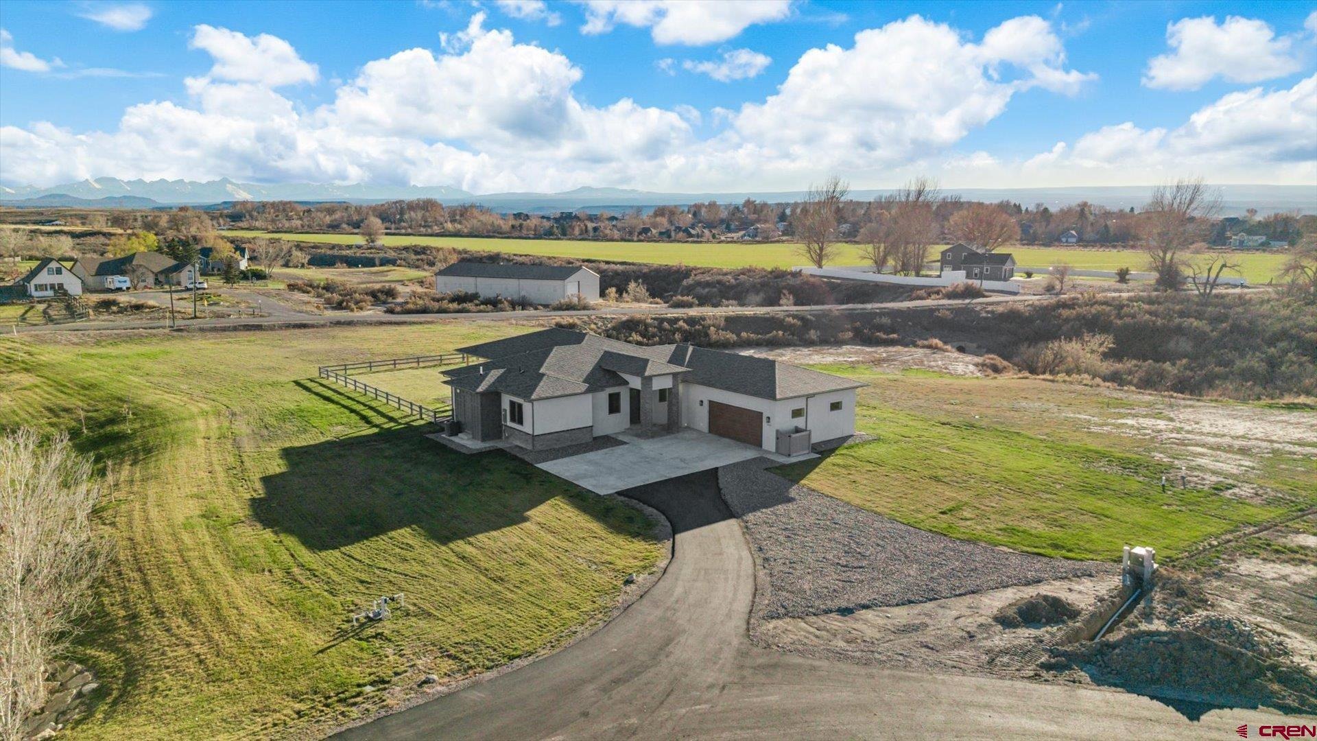 3802 Aspen Grove