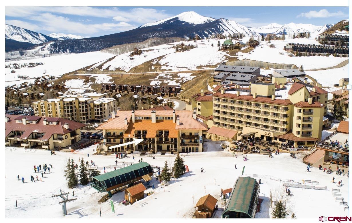 12 Snowmass