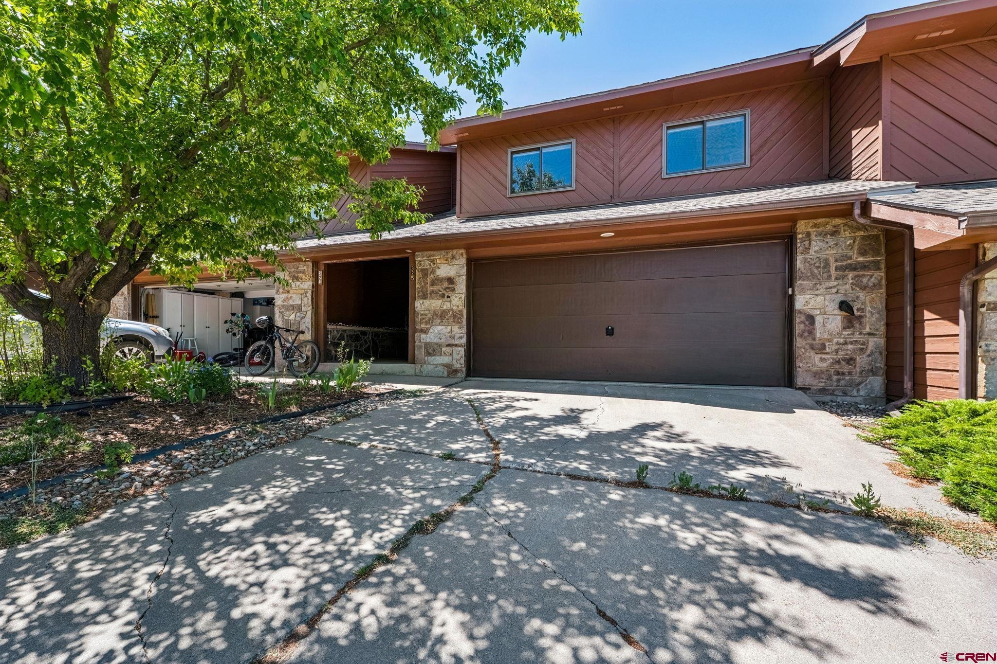 325 Pine Ridge