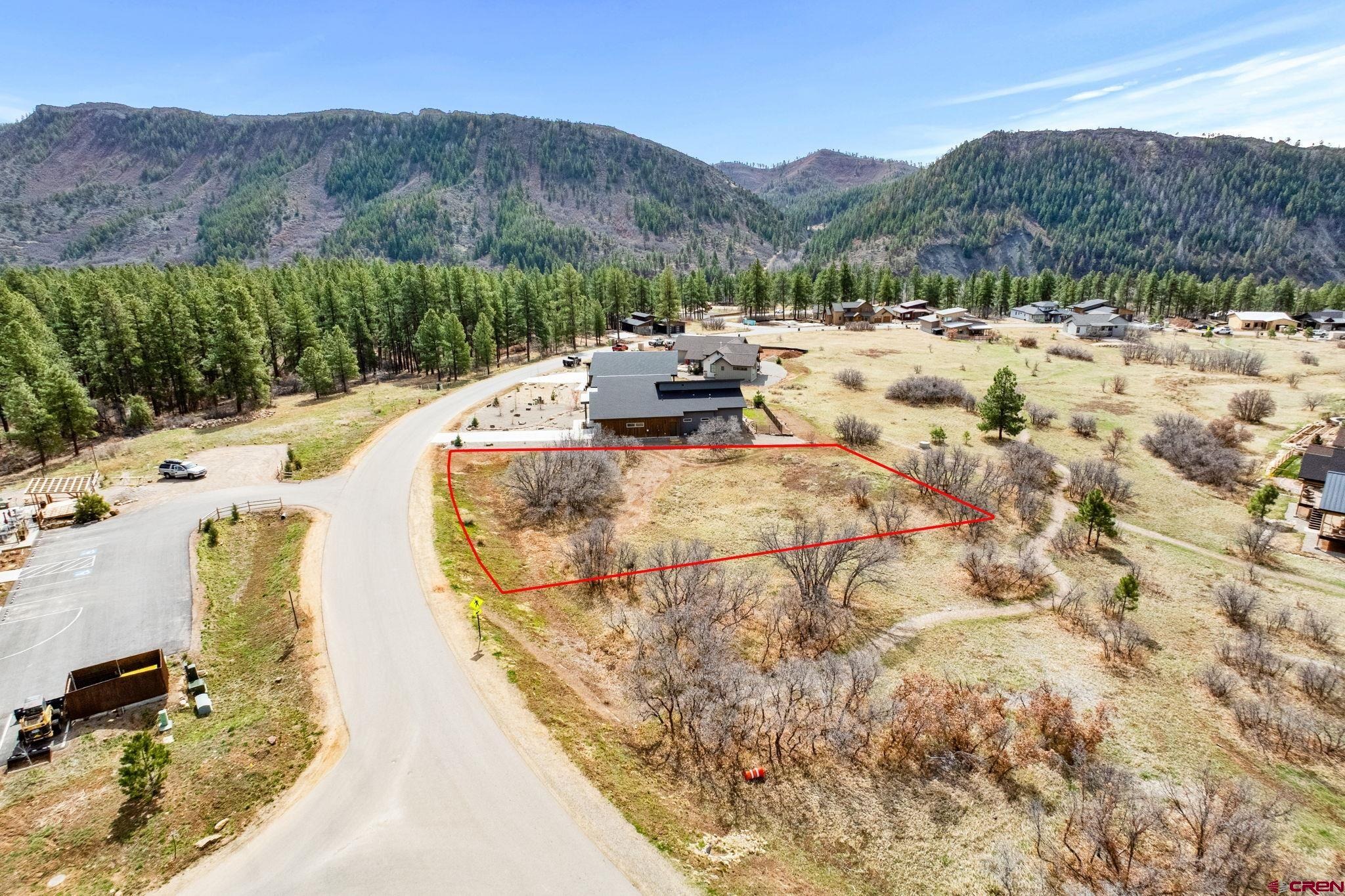 671 Edgemont Meadows