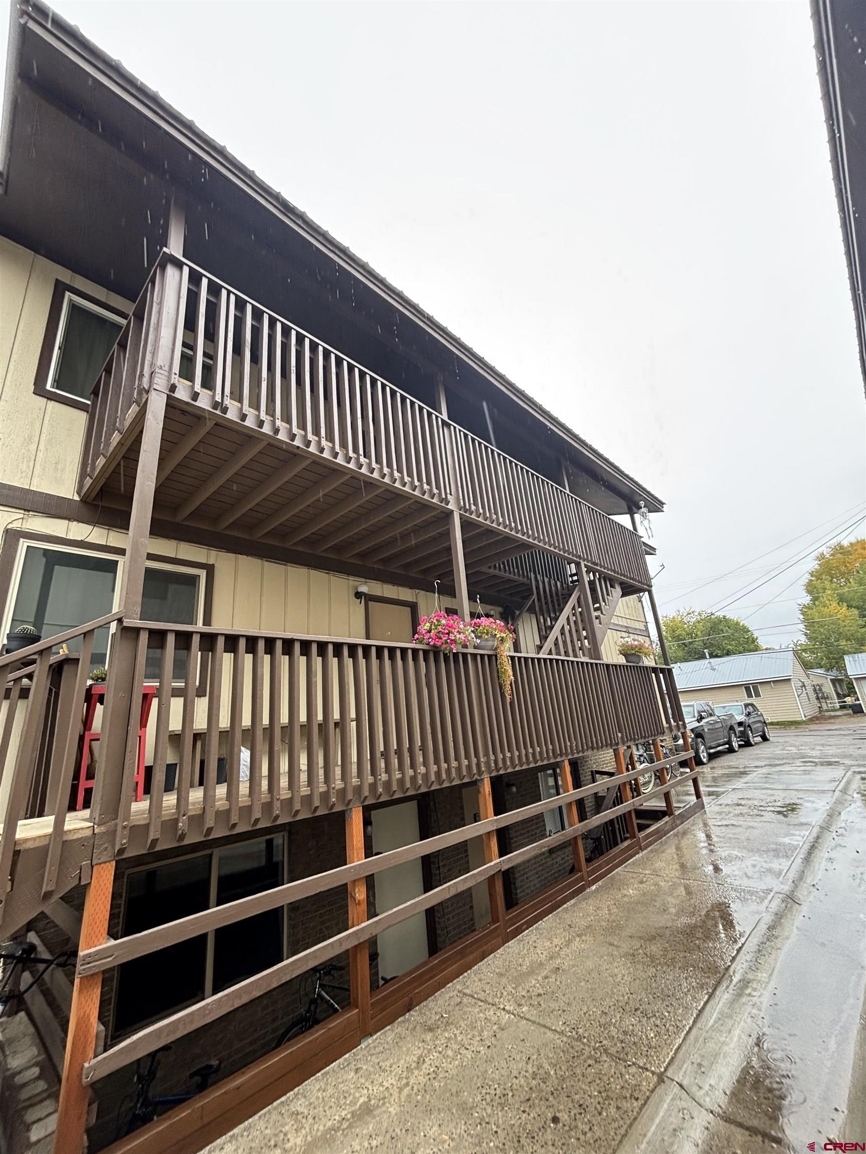 306 N 9th