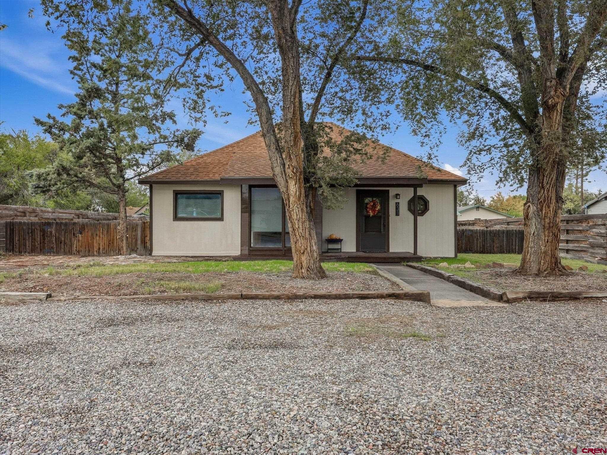 631 S 10th