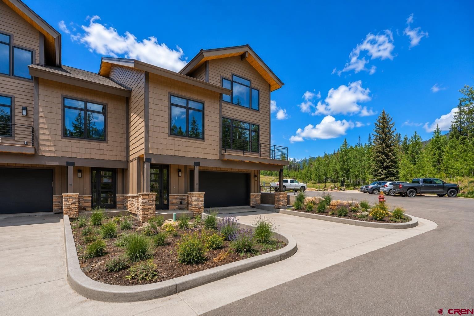 512 Grayrock
