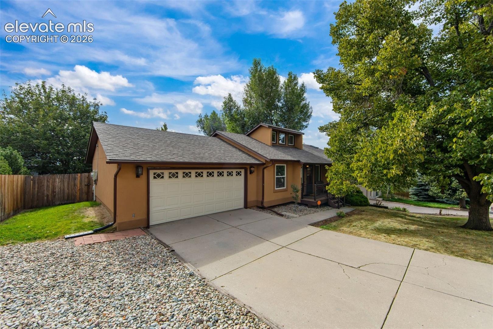 5541 Country Heights Drive