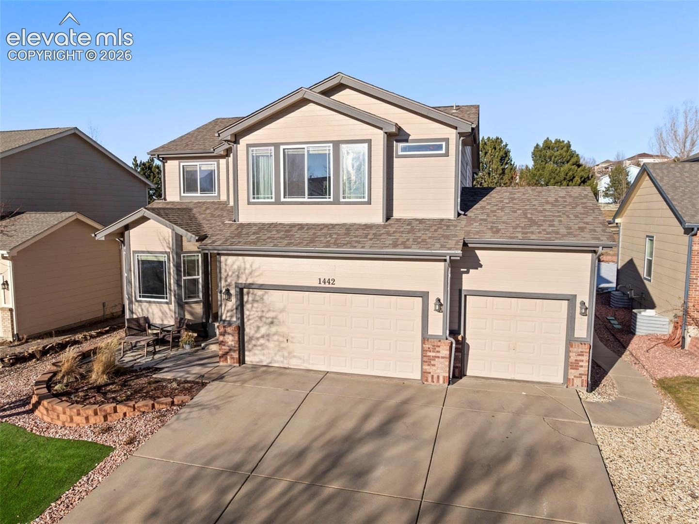 1442 Lookout Springs Drive