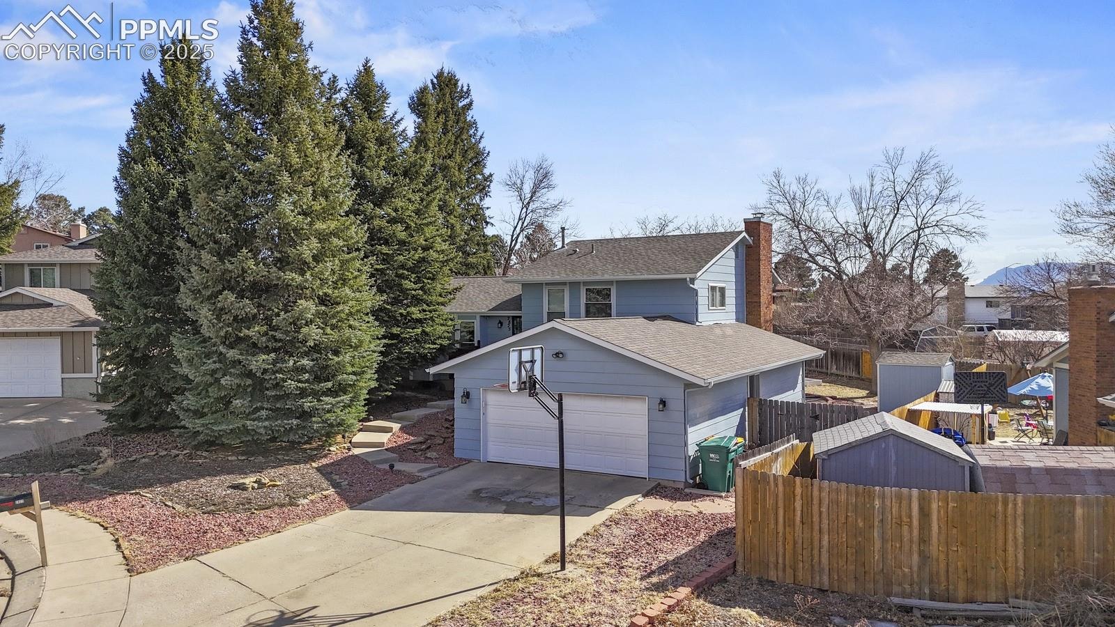 2825 Downhill Drive