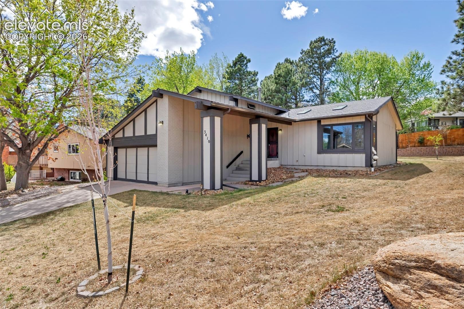 3410 Clubheights Drive