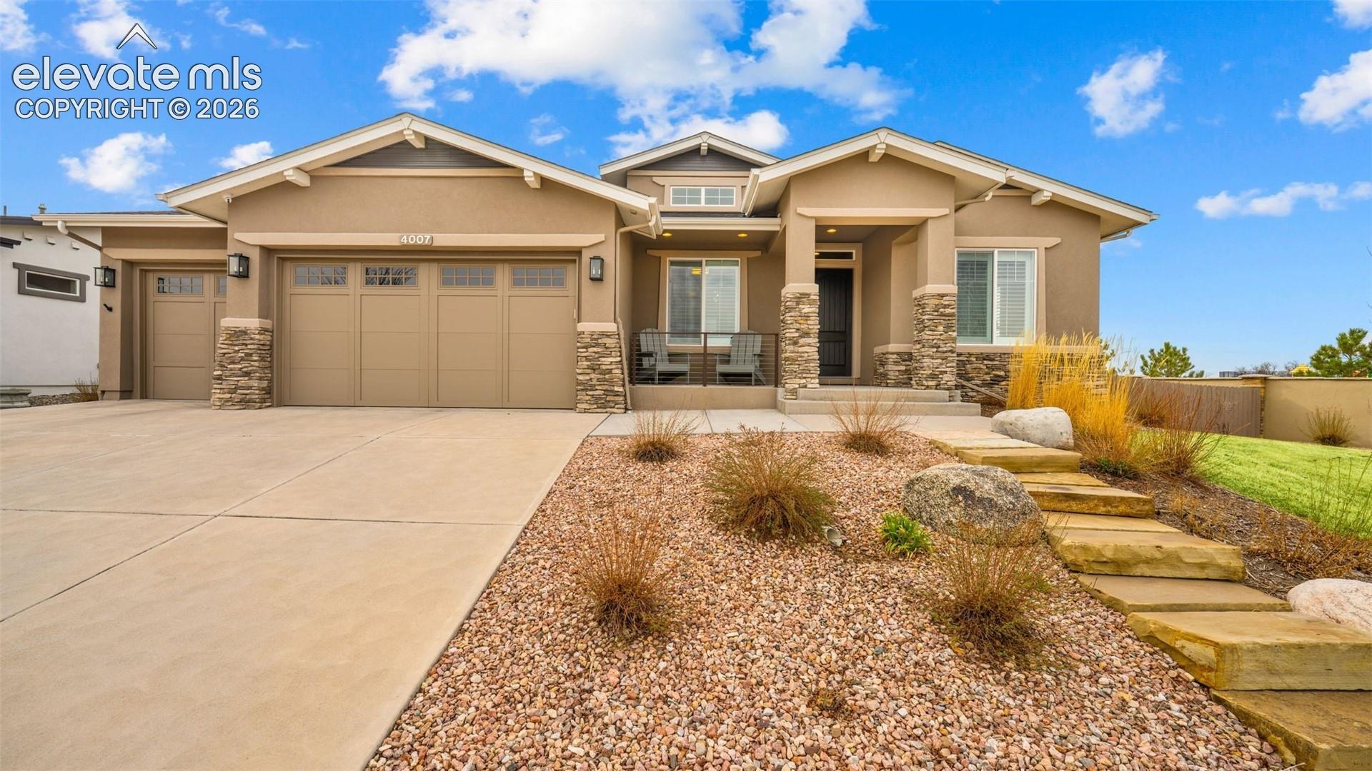 4007 Notch Trail