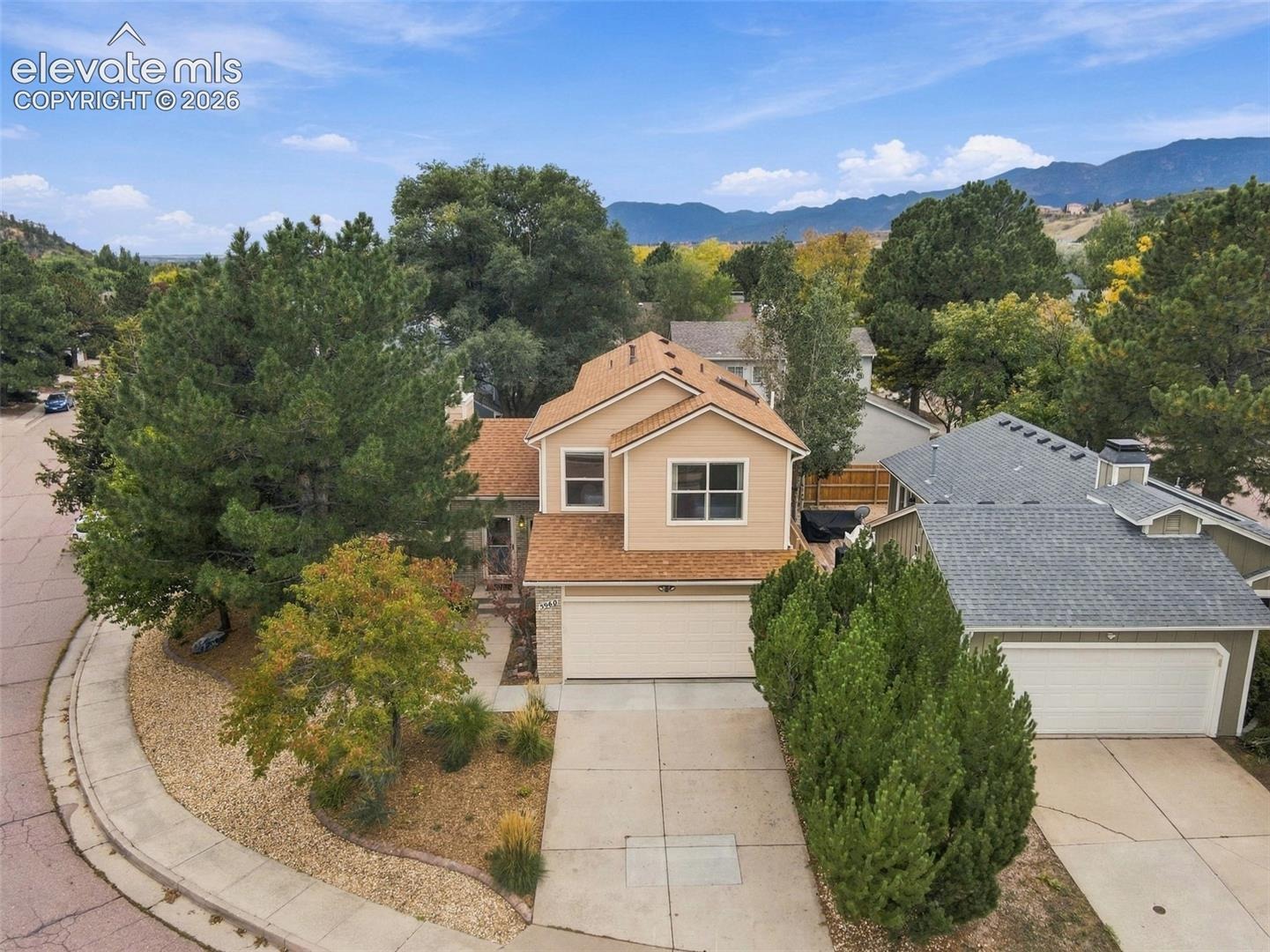 5960 Chokecherry Drive