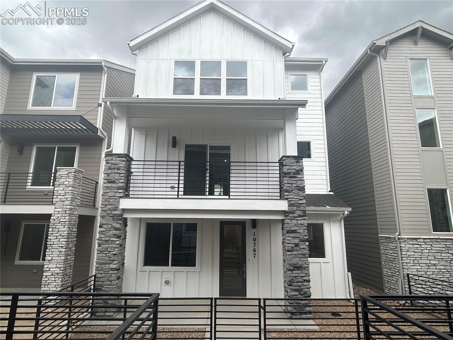 10767 Spalding View