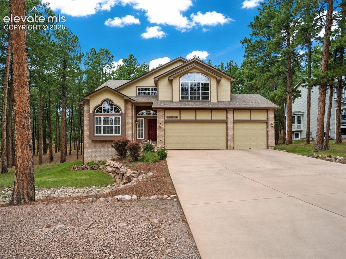 15955 Longmeadow Lane