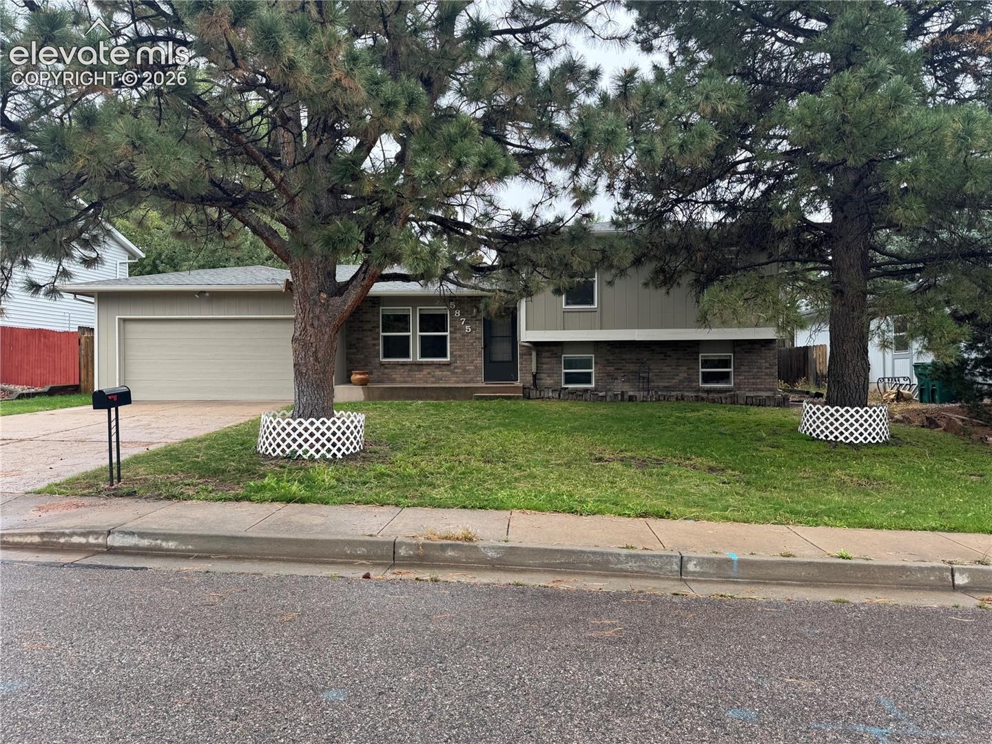 5875 Del Paz Drive