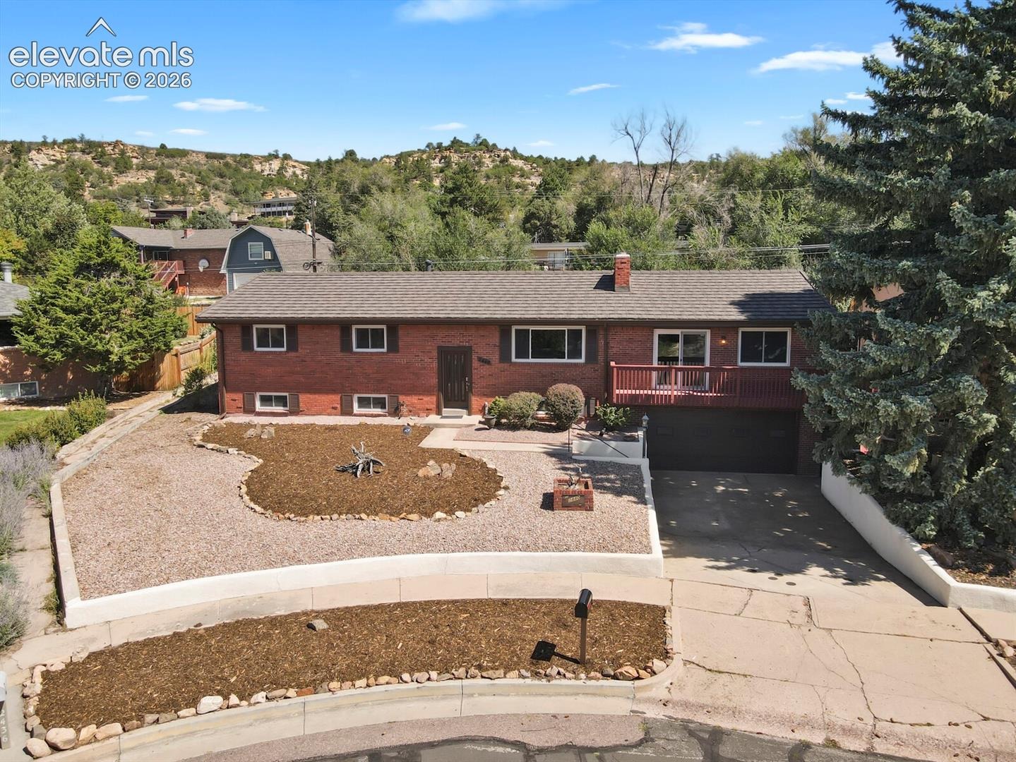 2440 San Carlos Circle