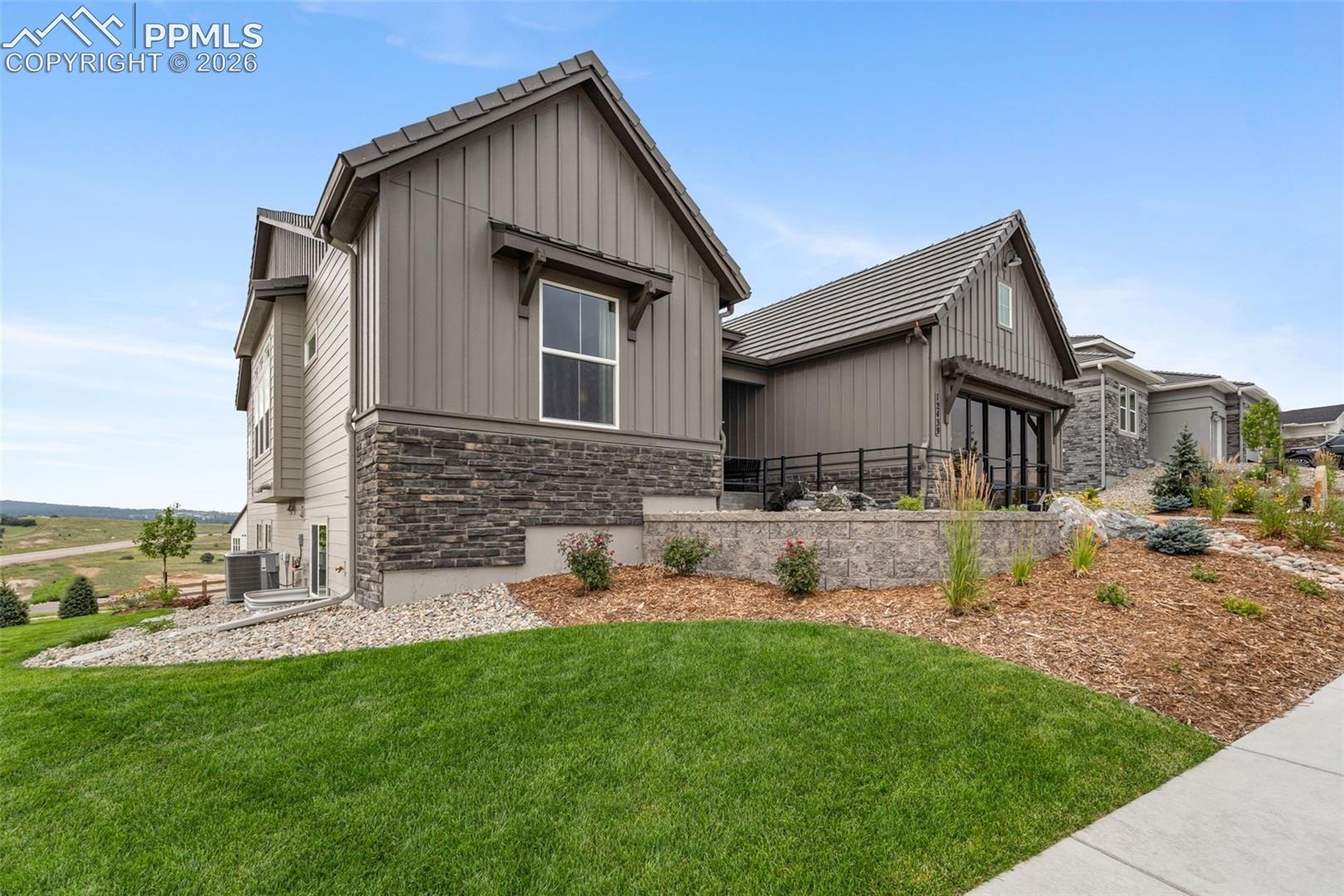12439 Ridgeline Drive