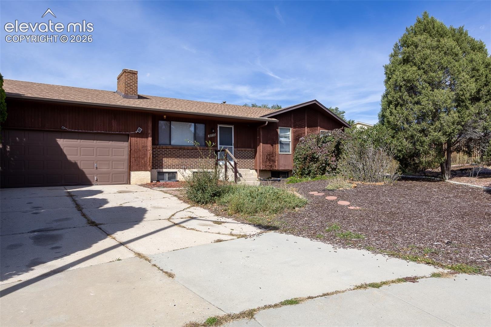 6050 Eagles Nest Court