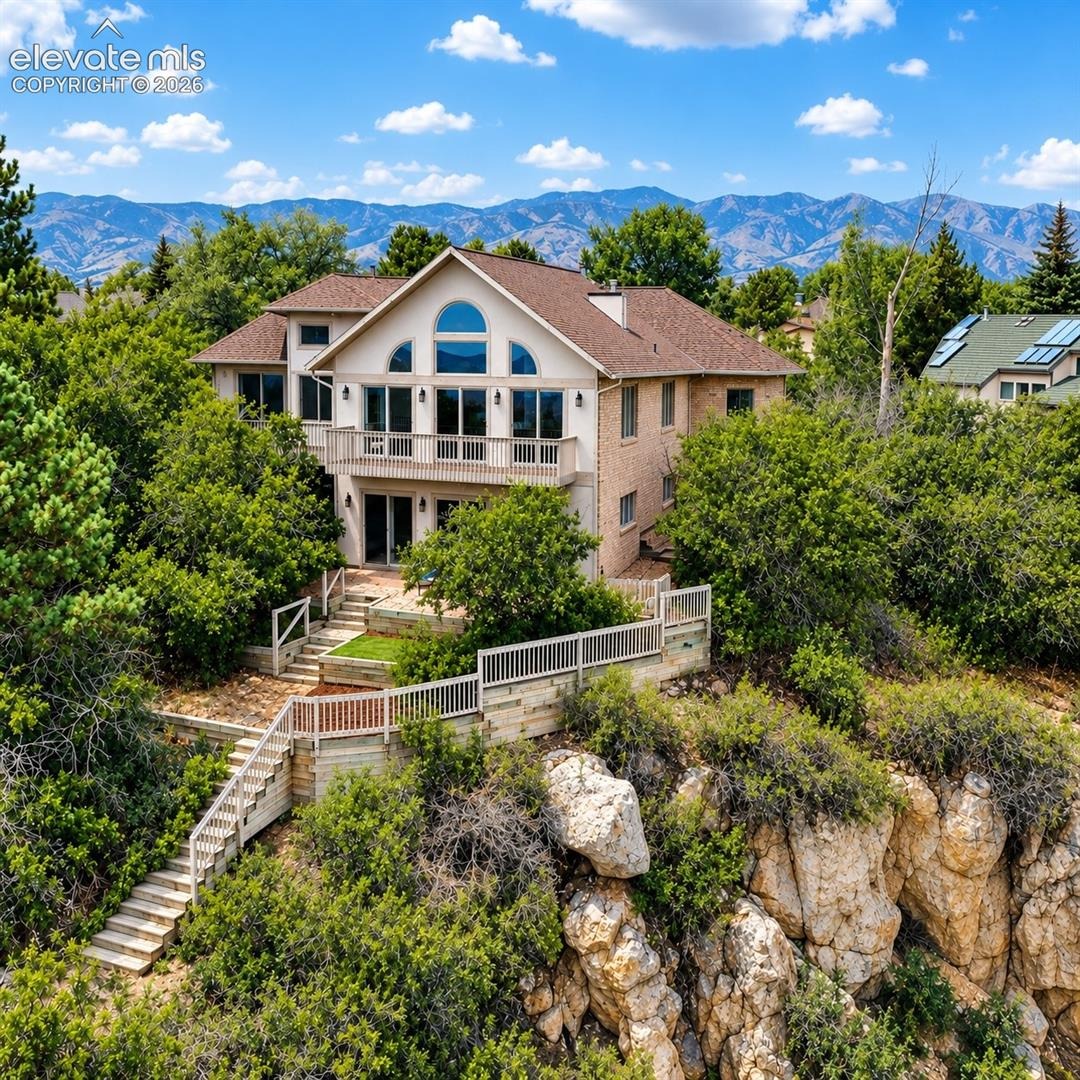 110 Sunbird Cliffs Lane