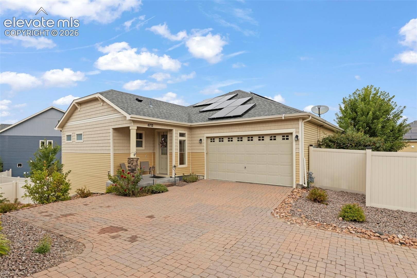 6712 Golden Briar Lane