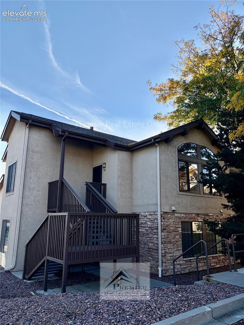 2195 Alicia Point