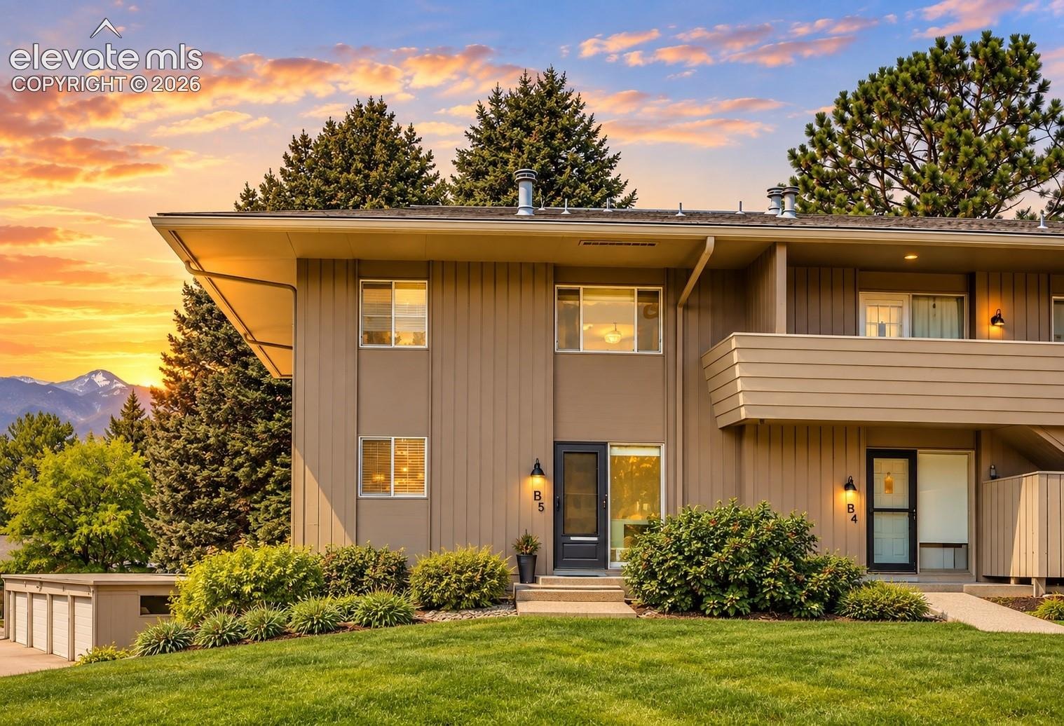 5206 Kissing Camels Drive