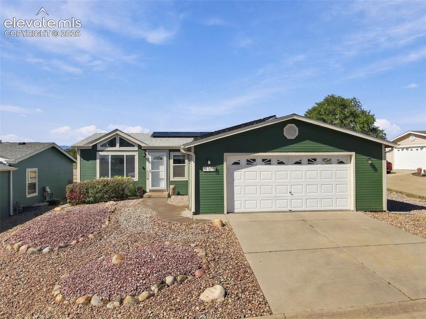 7695 Whiptail Point