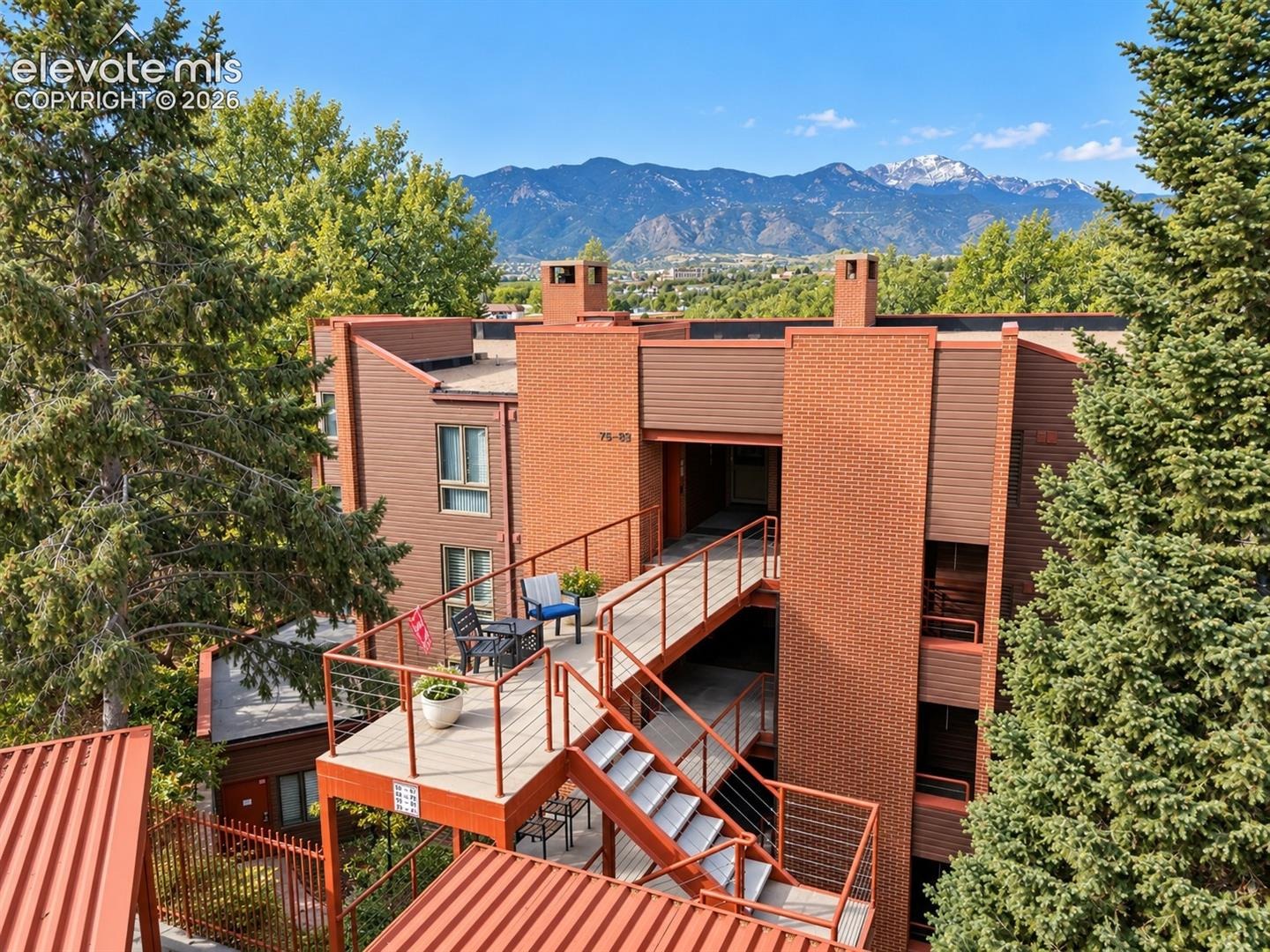 41 W Boulder Street