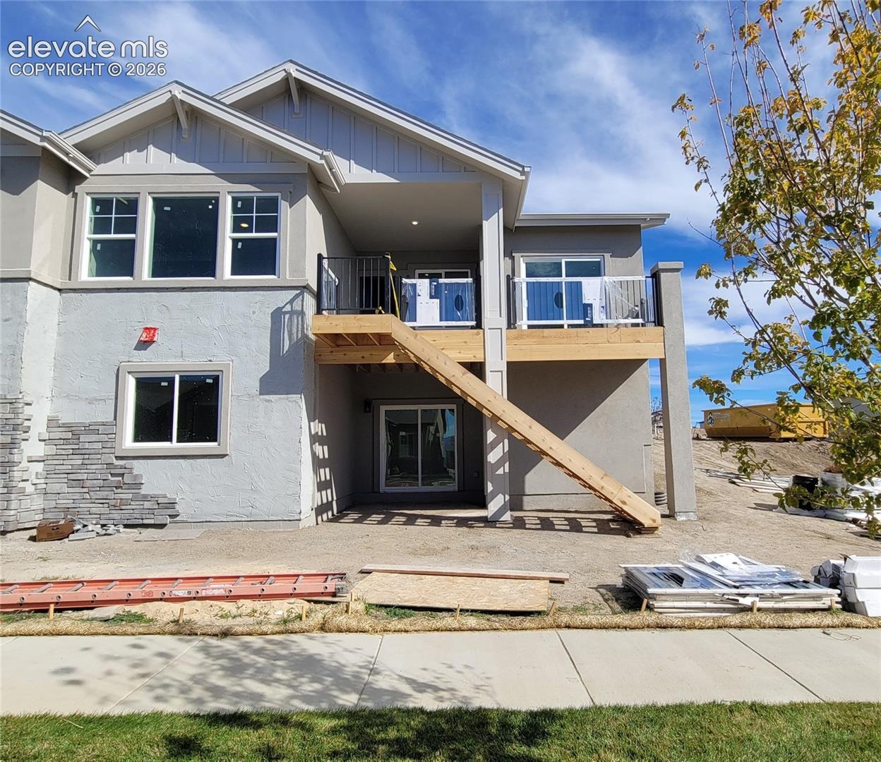 9452 Simper Heights