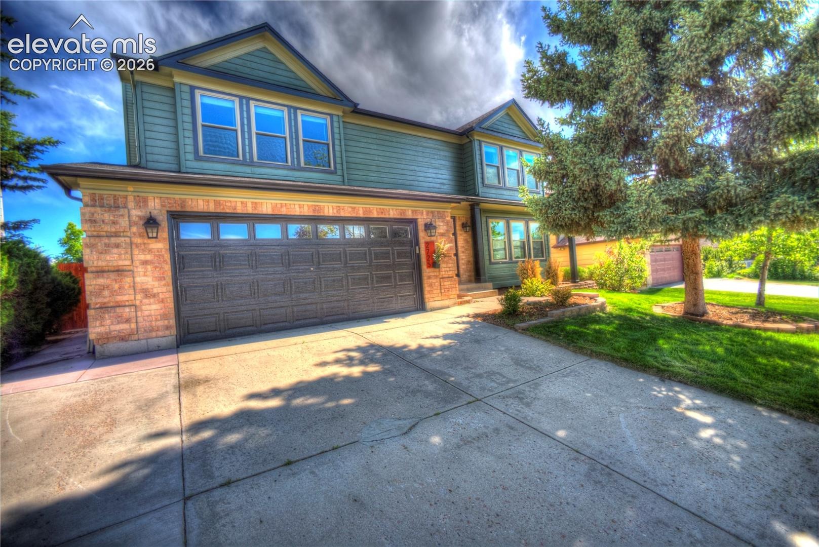2725 Helmsdale Drive