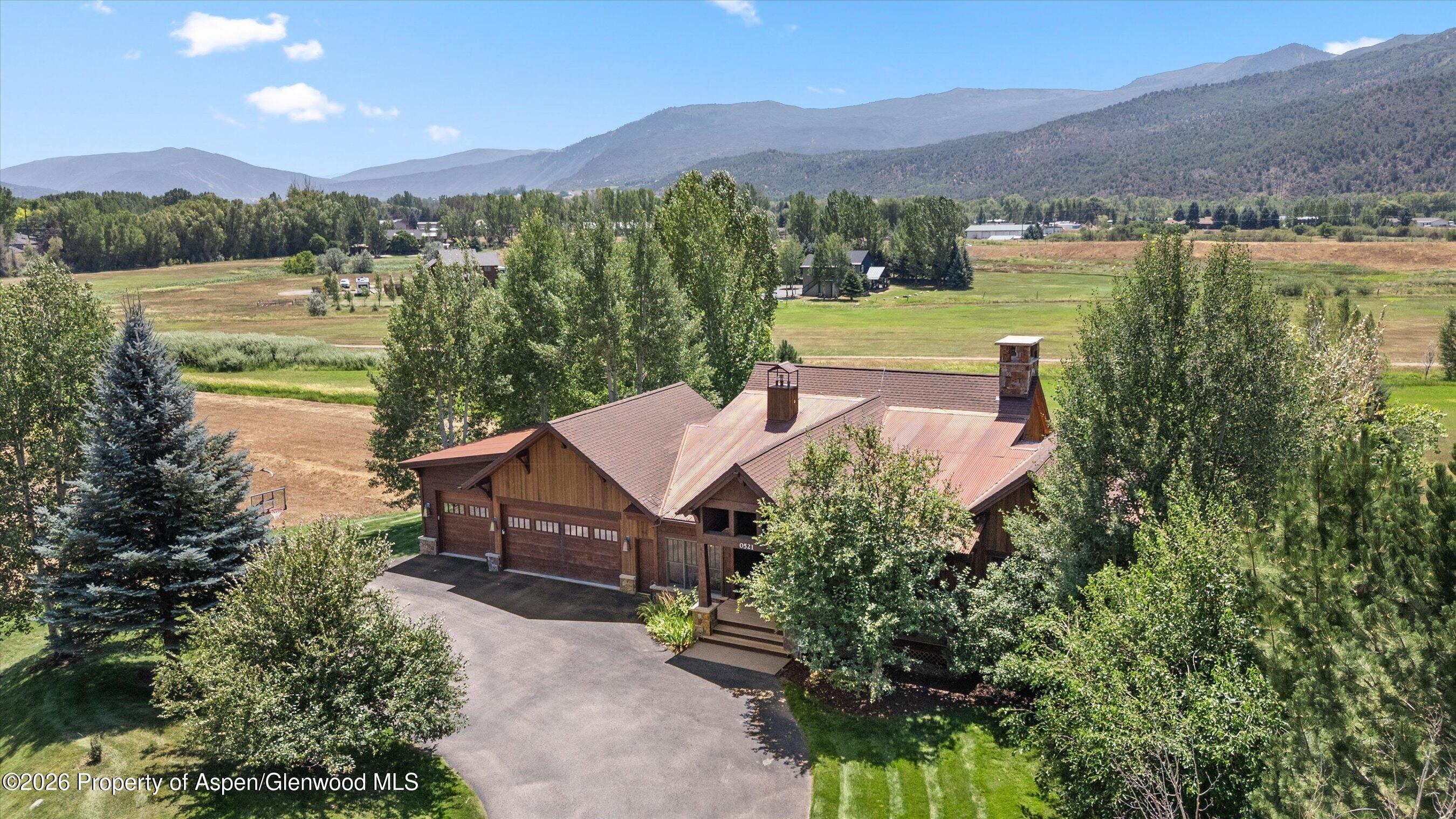 521 Larkspur Drive