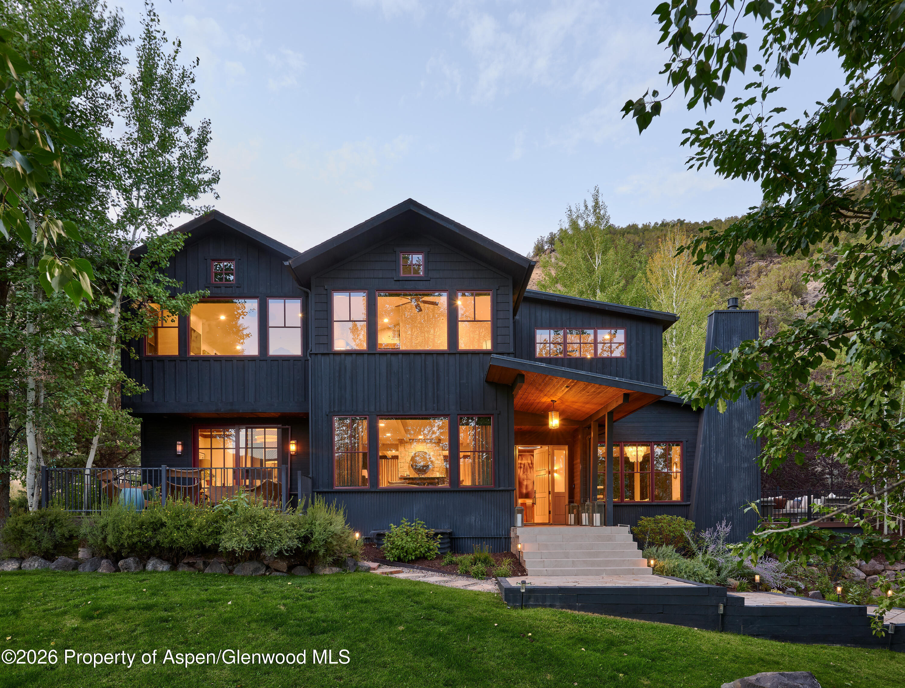624 Larkspur Drive