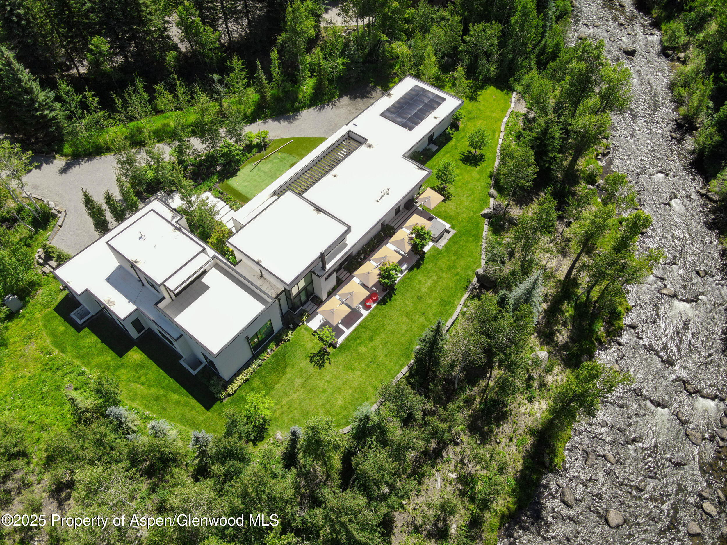 1411 Crystal Lake Road
