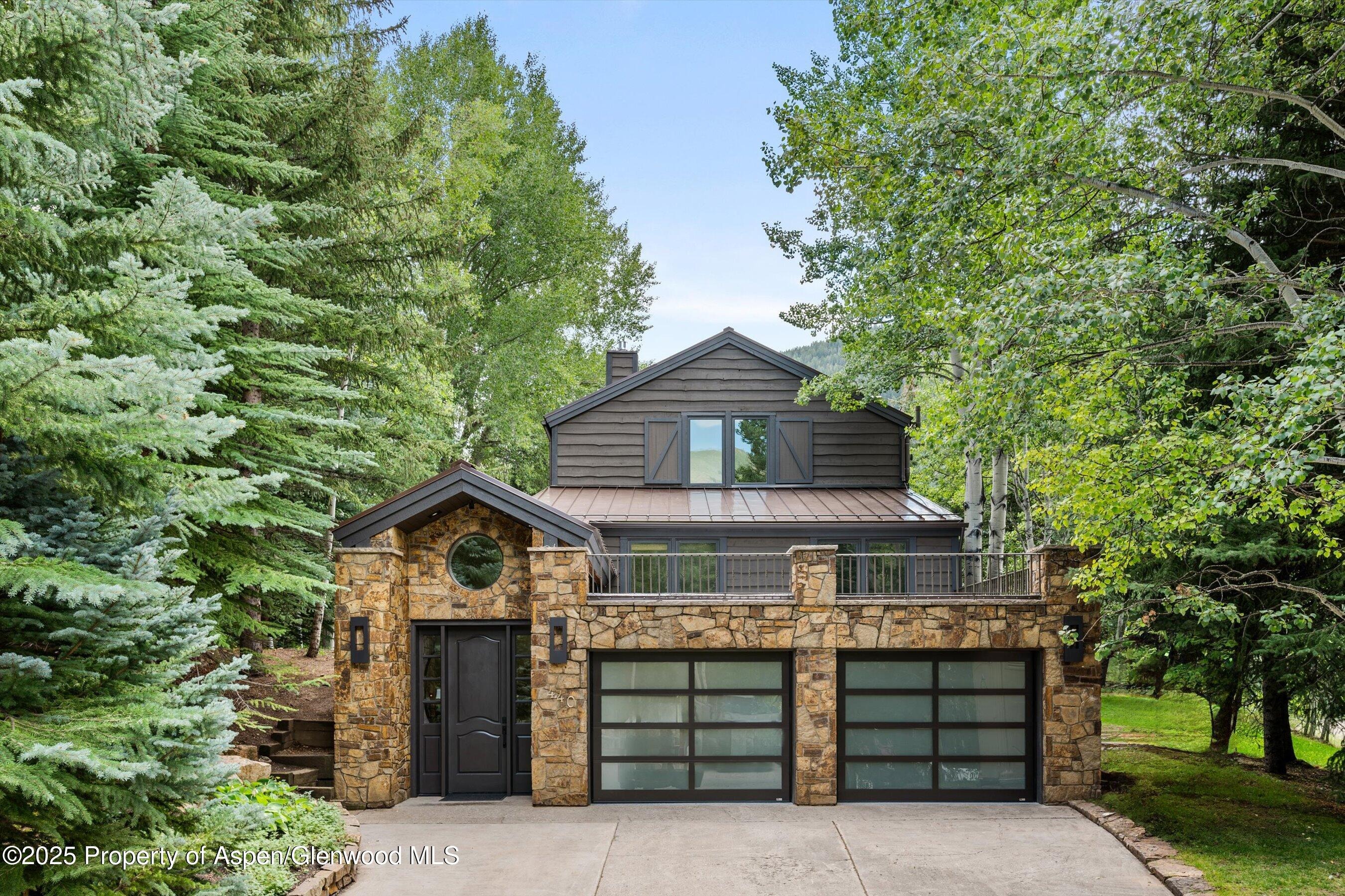 440 Alpine Court
