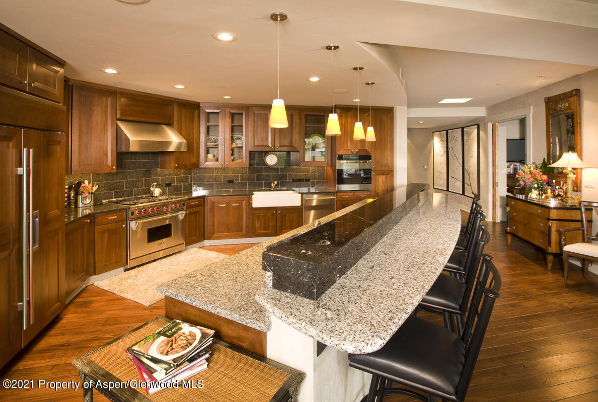 501 Rio Grande Place 206