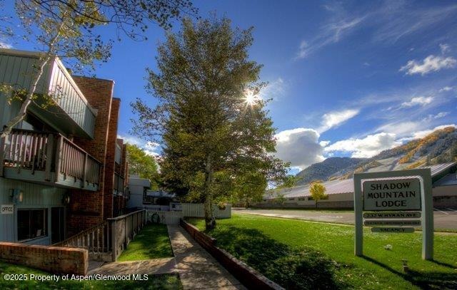 232 W Hyman Avenue #11 (wks. 4,8,39)