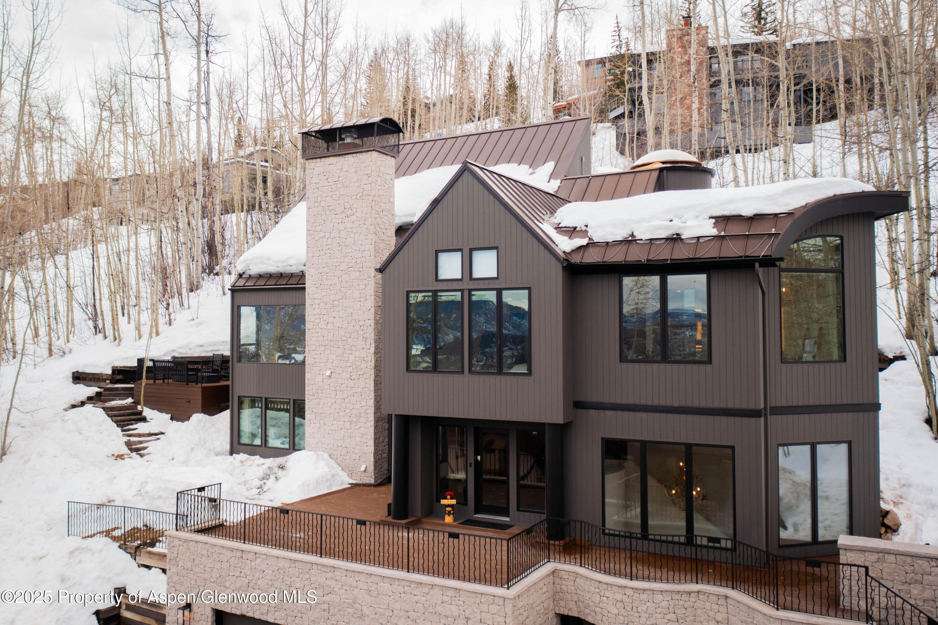 306 Edgewood Lane