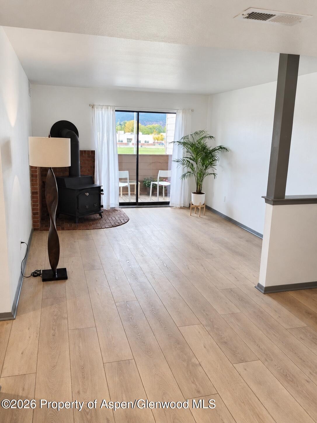 90 Roaring Fork Avenue B-4
