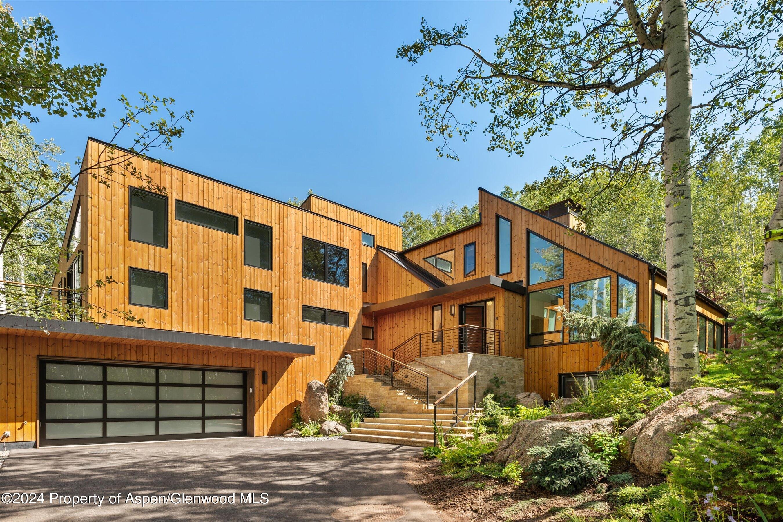 50 Deer Lane