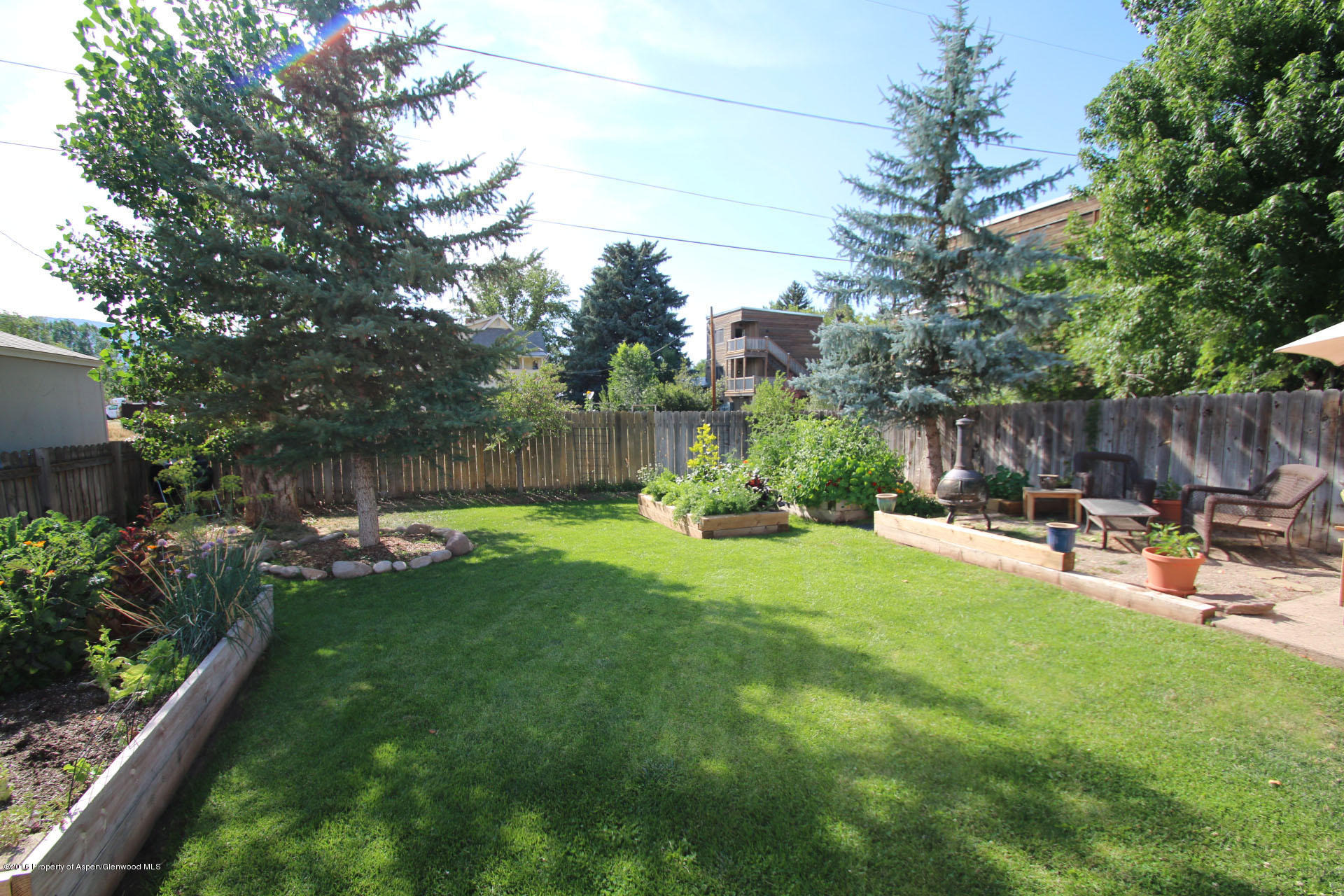 455 1/2 S 2nd Street