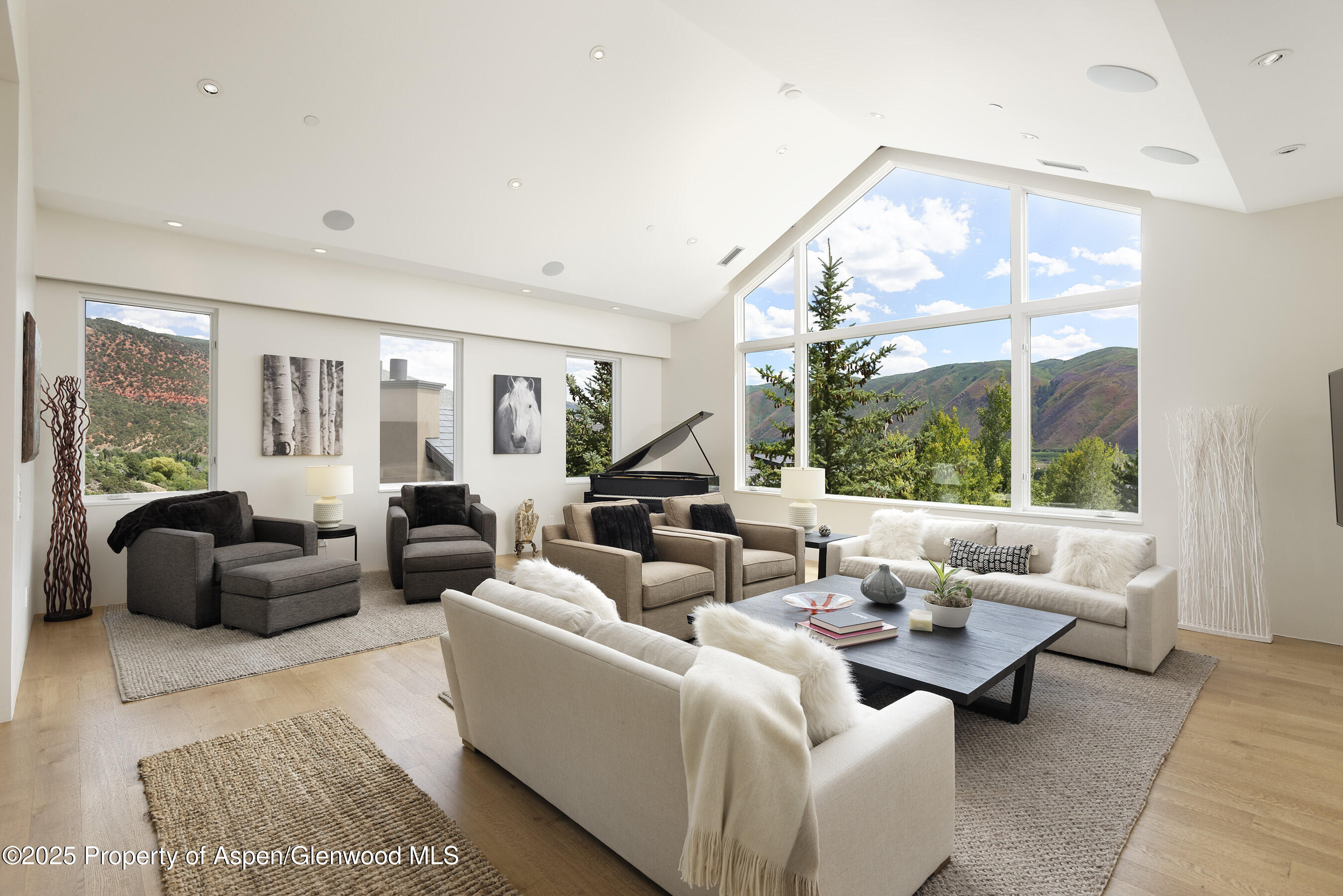 751 Promontory Lane