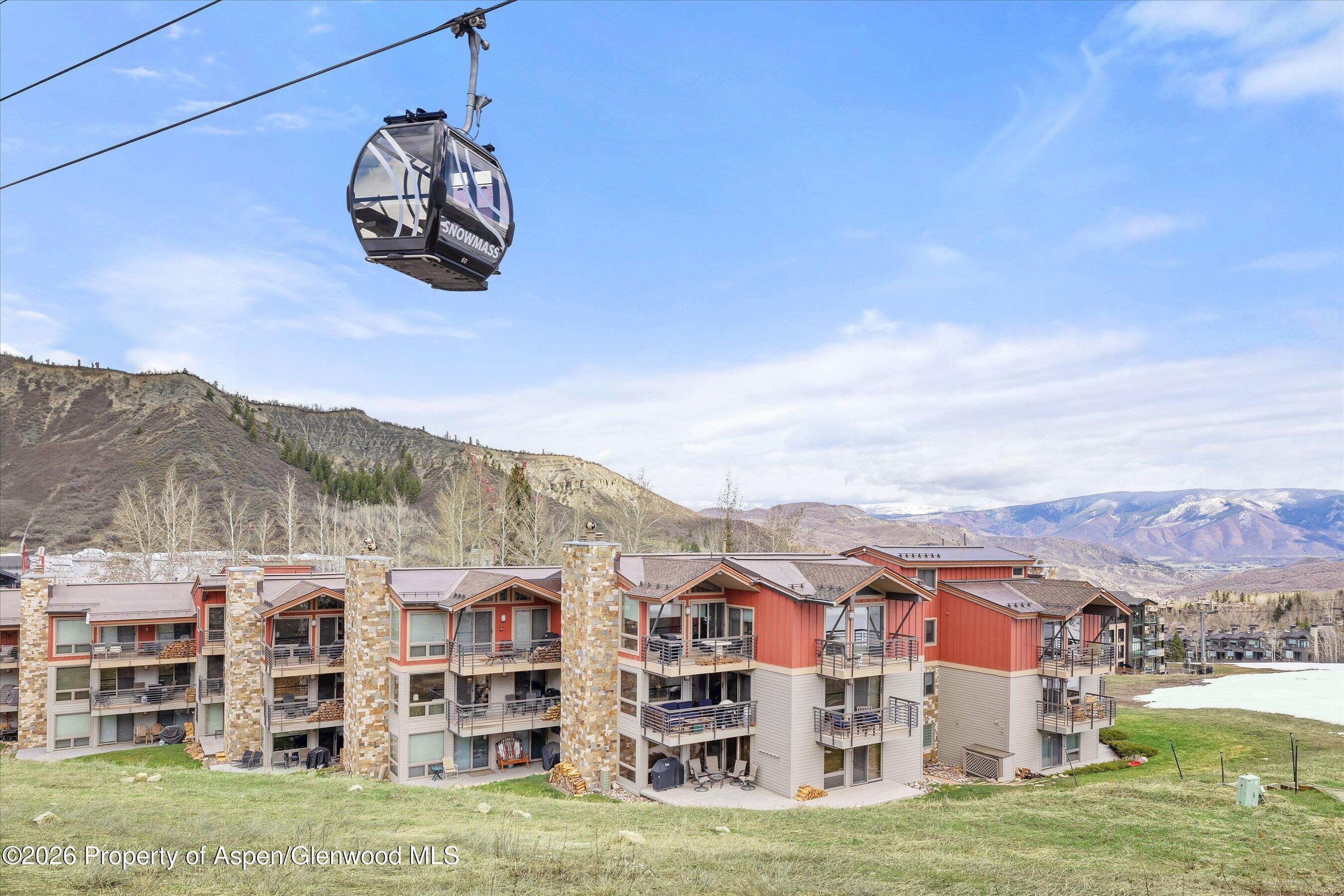 360 Wood Road 209