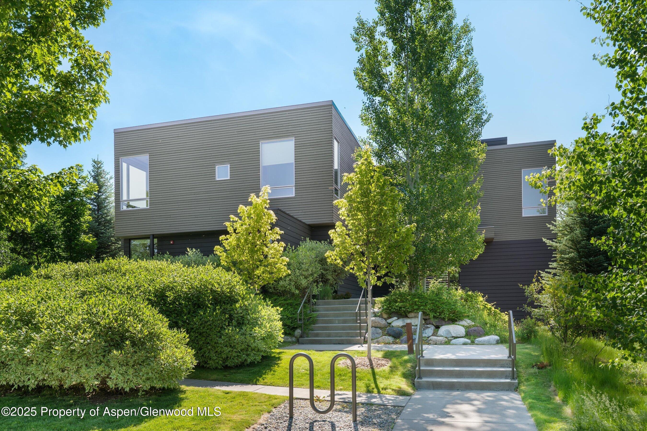 202 Evans Road 202