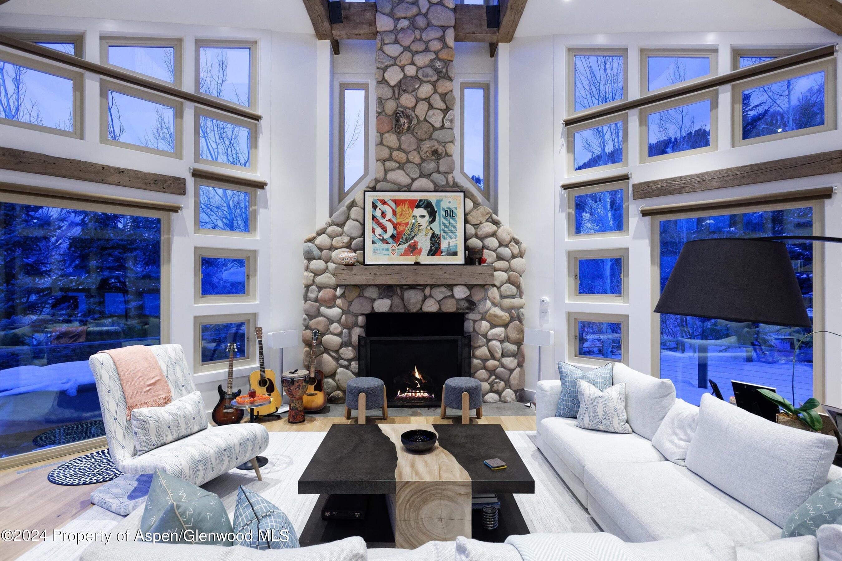 123 Larkspur Lane
