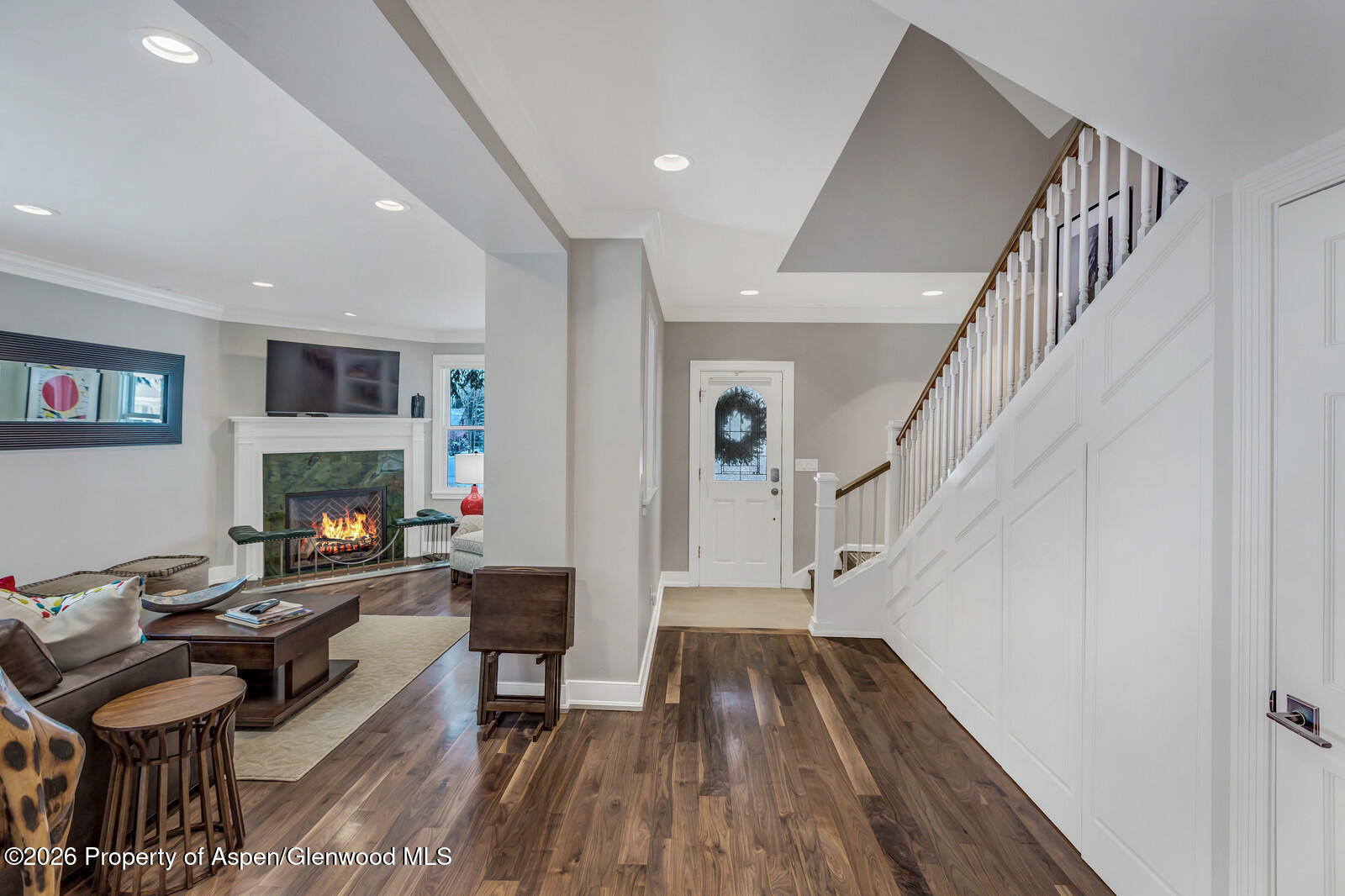 633 W Main Street