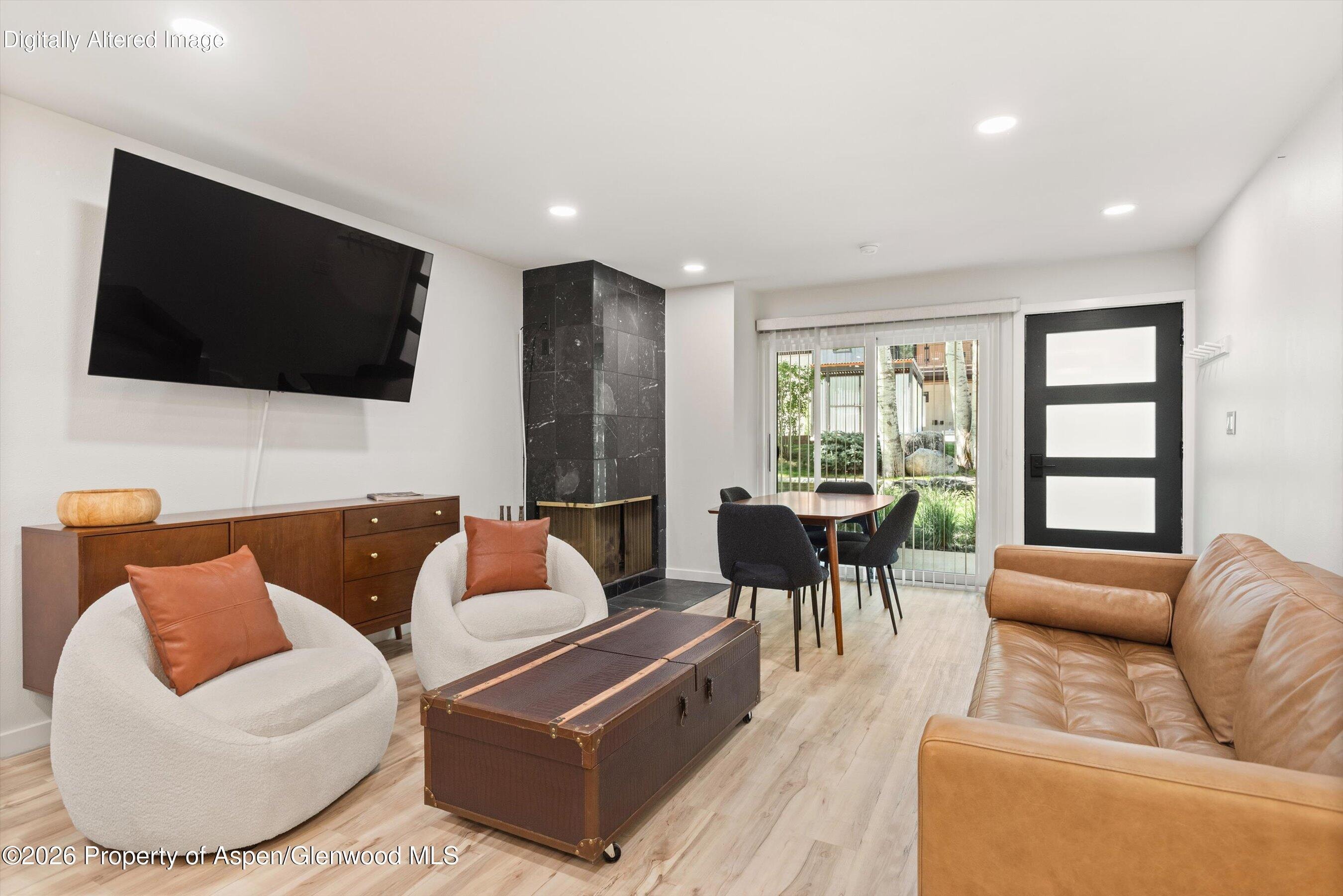 100 E Dean Street 1d